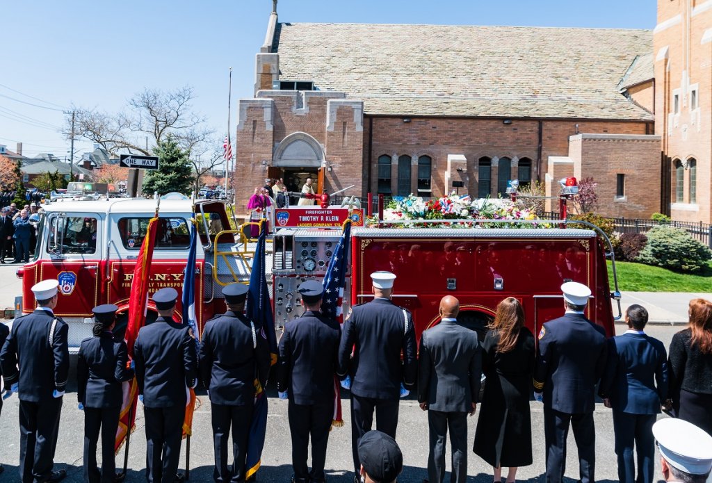 Honoring a firefighter