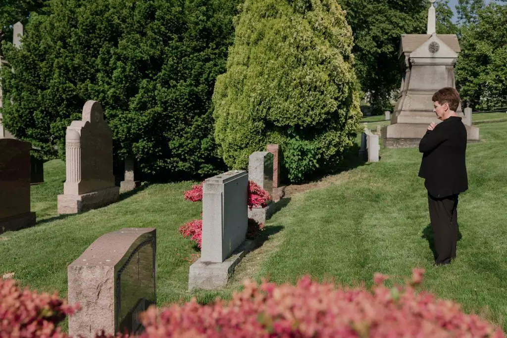 Buying A Burial Plot Step By Step Guide To Choosing Your Plot