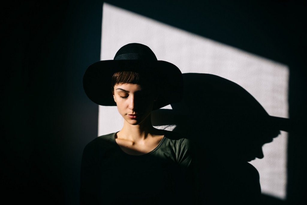 woman in hat