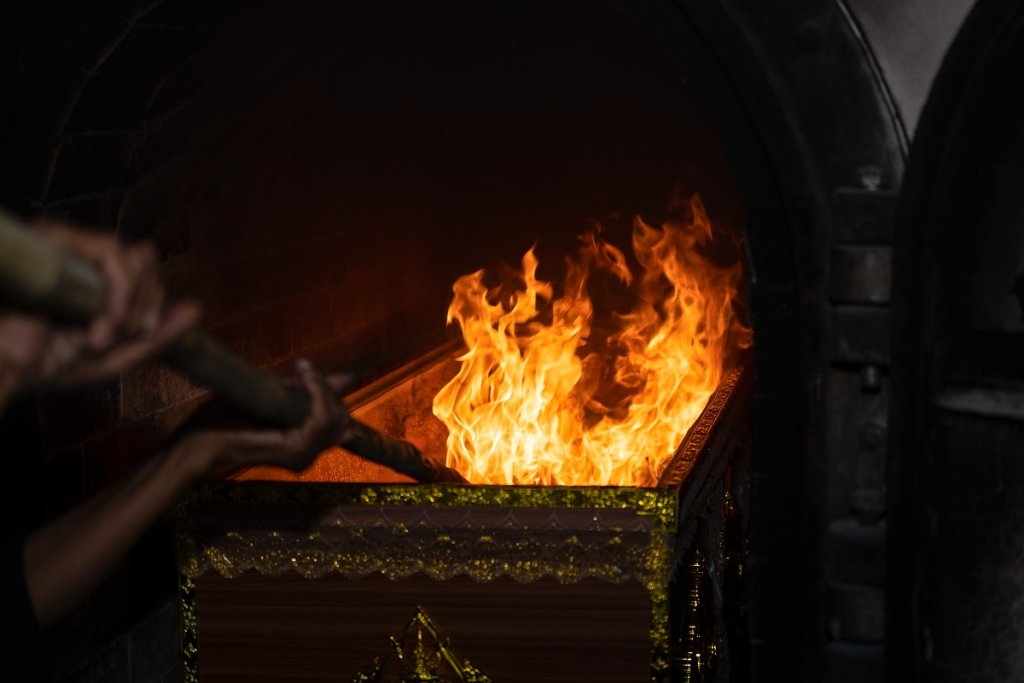 Hindu cremation