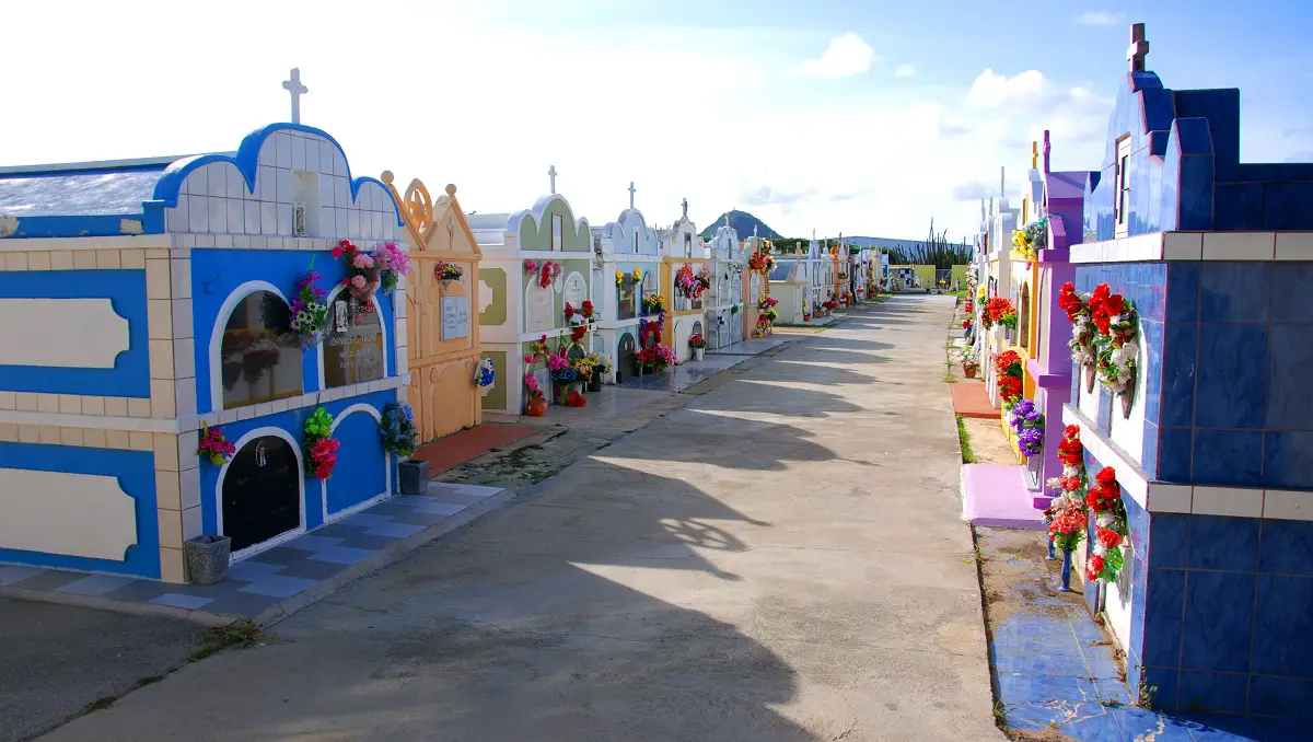 above-ground-burial-vault-costs