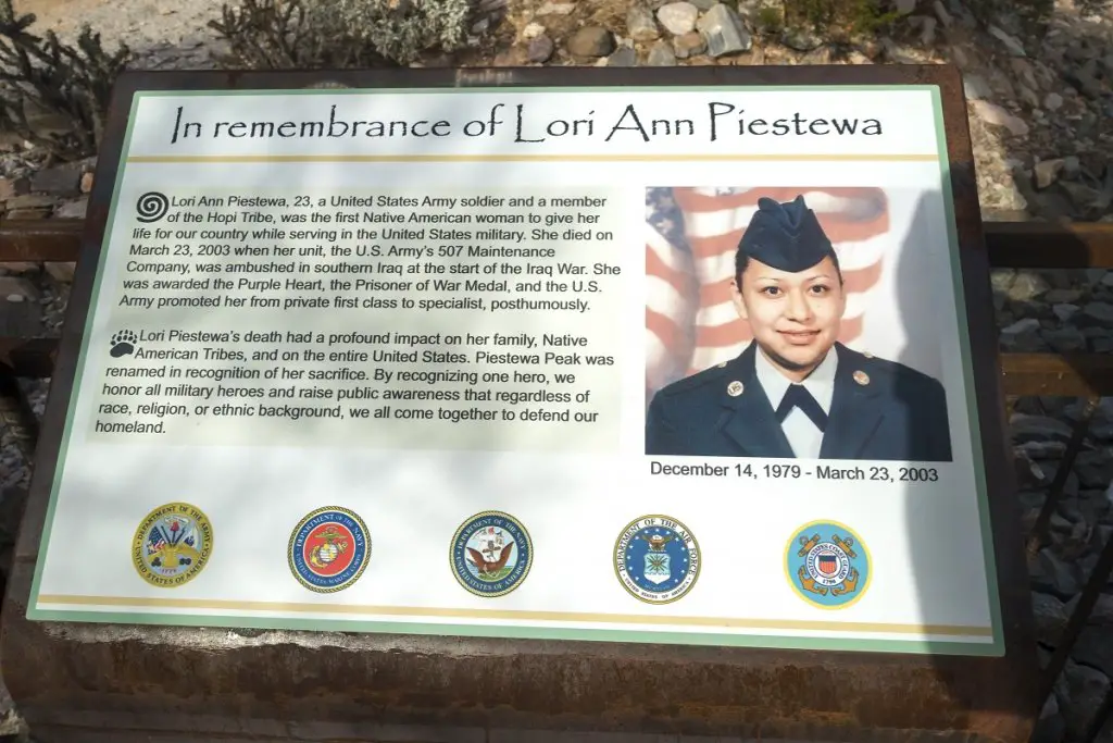 Memorial plaque